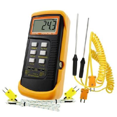 THERMOCOUPLE THERMOMETER  RT-959
