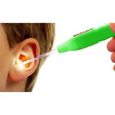 Earpick Cleaner With Flashlight