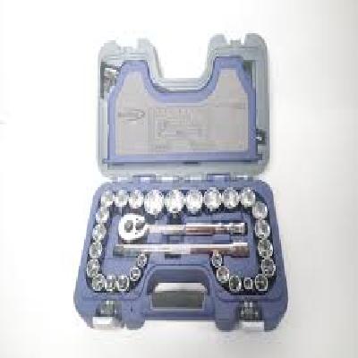 BLPATSCM100_ 1/4inch, 3/8inch and 1/2inch Drive Socket and Wrench Set, 100pcs