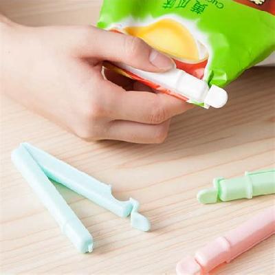 Food Bag Sealing Clip Keep Fresh Pour Bag Clips Plastic Bag Sealer Clamp Kitchen Tools set of 4