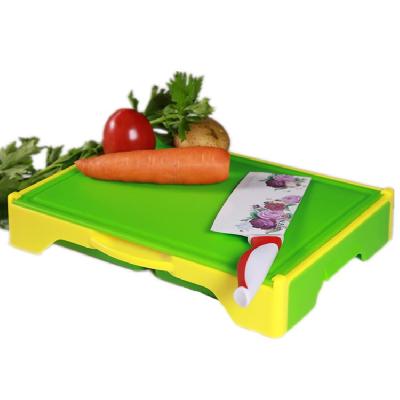 Plastic Chopping Board With Apple Cutter, Slicer, Grater Cutter