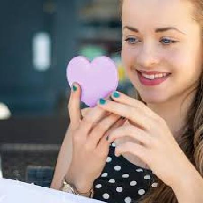 Pocket Makeup Mirror Heart Shape