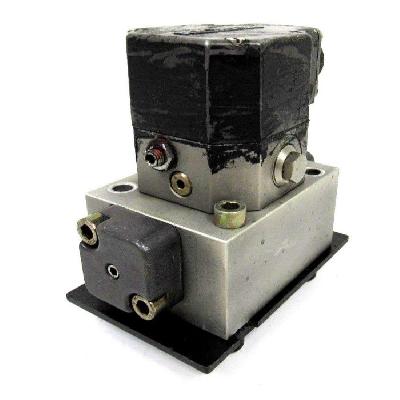 Rexroth 4WS2EM10-45 20B3ET315Z8EM-47  Servo Valve