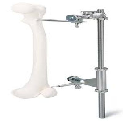 Large Femoral Distractor