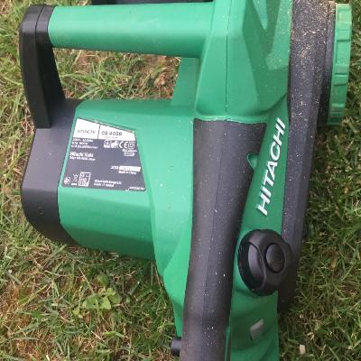 Hitachi Electric Chain Saw