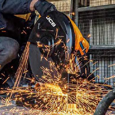 JCB Cut Off Machine