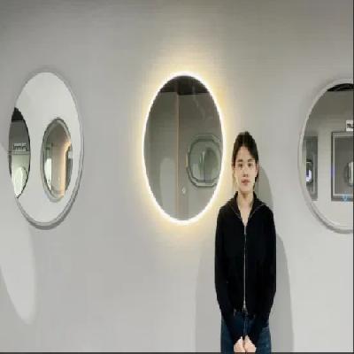 Hina Big Size Optical Acrylic Display Mirror For Counter Use