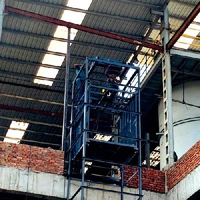 Material Handling Lift