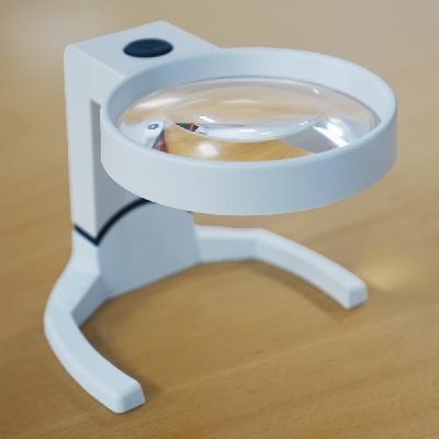 Vision 2 Illuminated Magnifier
