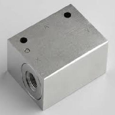 Shuttle Valve