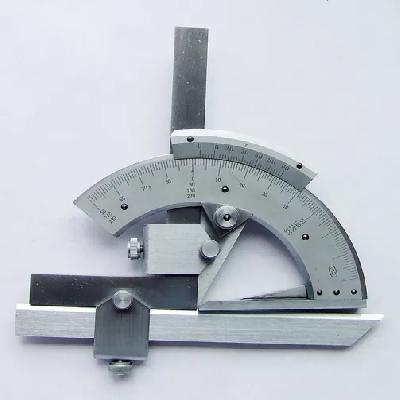 Universal Bevel Protractor