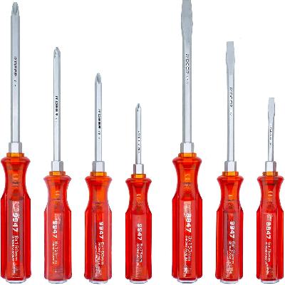 Stubby Screw Drivers