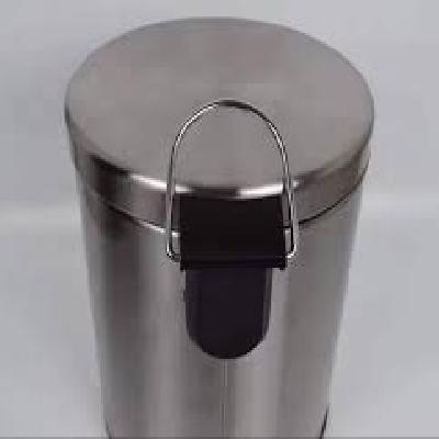 Soft Step TULA Stainless Steel Pedal Series 6 Litre Trash Can, MoonLight White