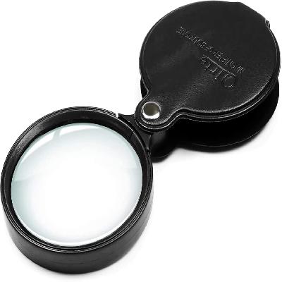 Magnifying Lens