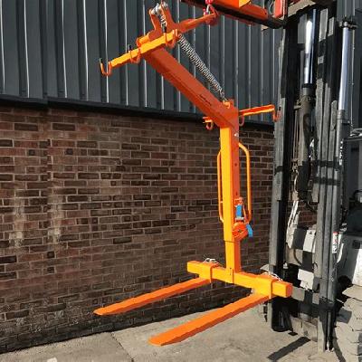 Fork Mounted Crane Attachment