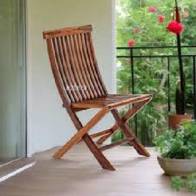Folding Outdoor Chairs