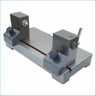 Bench Center