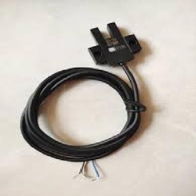 Omron Sensor EE-SX670R
