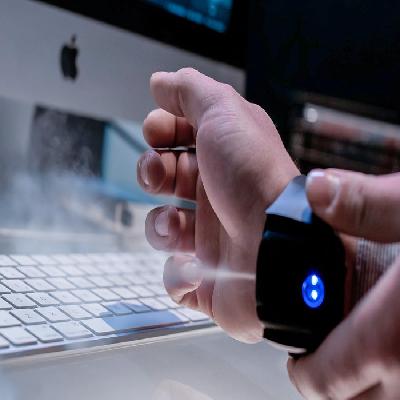 Smart Sanitizer Spray Band