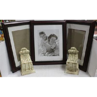 D38 Hanging 3 Pc Wooden Photo Frame