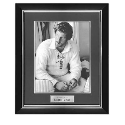D 01 Cricket Photo Frame