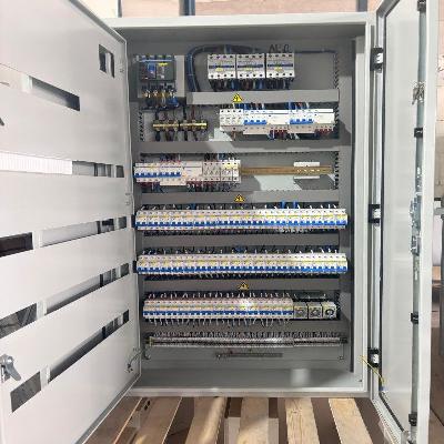 Power Distribution Box