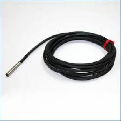 IH 03 Inductive Proximity Sensor