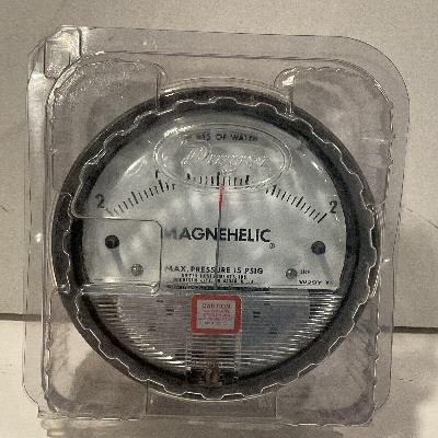 Dwyer Instruments - Series 2000: 2060 Magnehelic Differential Pressure Gage