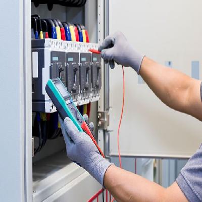 Circuit Breaker Maintenance Service