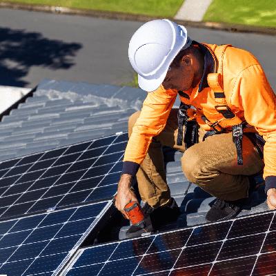 Solar Panel Maintenance Service
