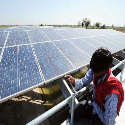 Solar Panel Repair Service