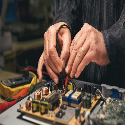 Electronic Repair Service