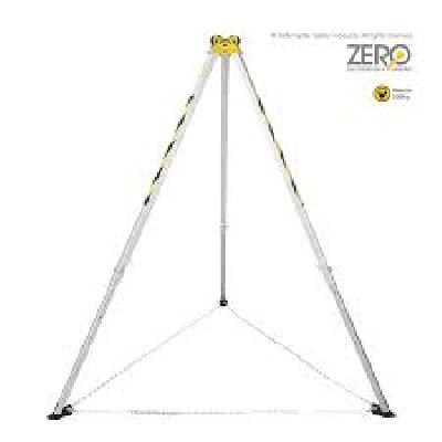 Confined Space Tripod With Chain And Bag