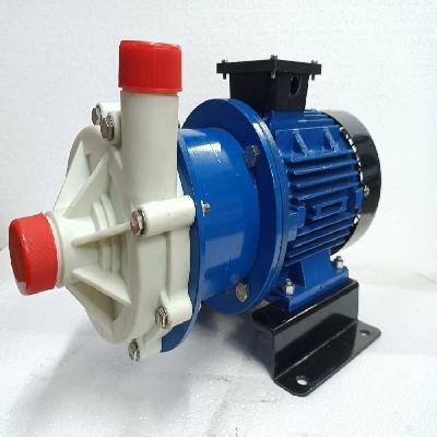 PP And PVDF Sealless Pumps