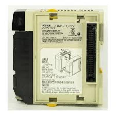 P. L. C  OMRON  CQM1-OC222