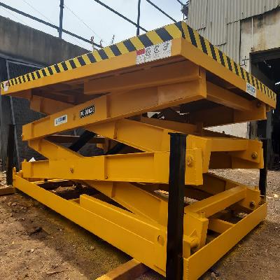 Mobile Heavy Duty Scissor Lifts