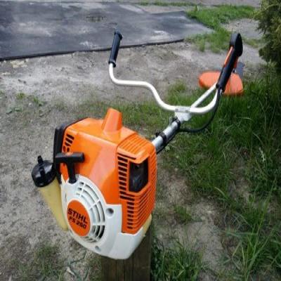 STIHL FS 250 Powerful Professional Petrol Operated Brushcutter LG0496