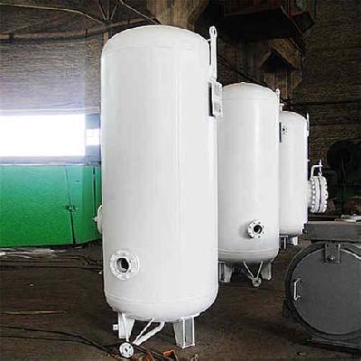 Vertical Air Storage Tank