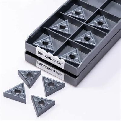 KNUX 160408 SS PRS251