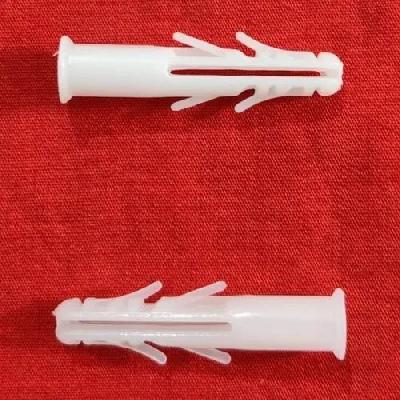 Nylon White PVC Wall Plug