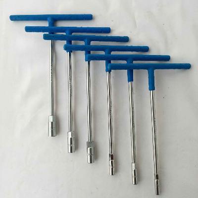 T SPANNER