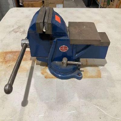 Bench Vice