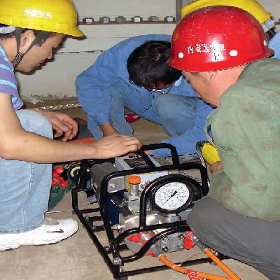 Electrically Operated Power Pack For Torque Wrenches