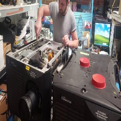 Projector Lens Repair Services