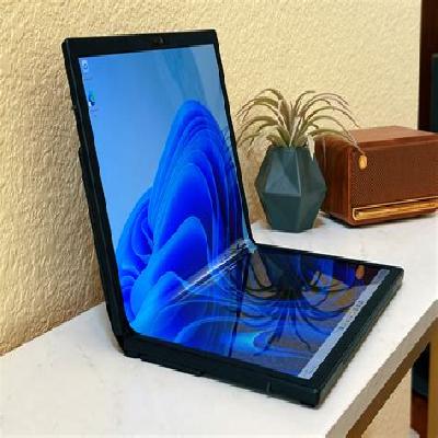 LAPTOP DISPLAY