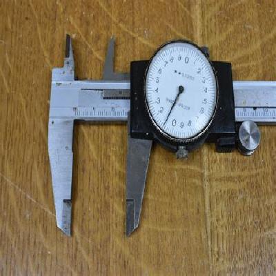 Dial Vernier Caliper