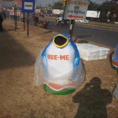 Penguin Dustbin