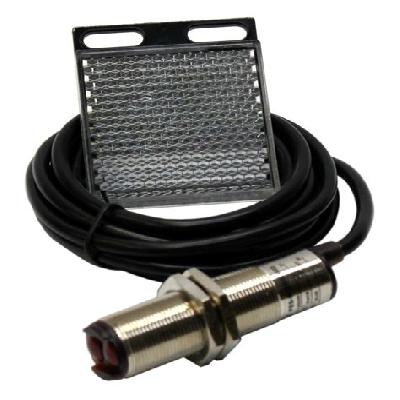 Dia M18 Retro Reflective Sensor