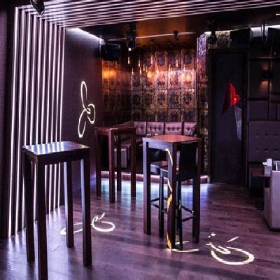 Restaurant Lightning Service