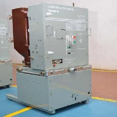 Vacuum Circuit Breaker Services